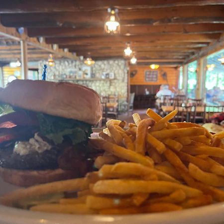 Silver Fork Lodge & Restaurant Brighton المظهر الخارجي الصورة