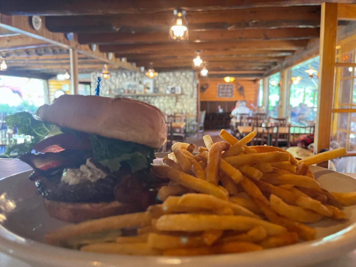 Silver Fork Lodge & Restaurant Brighton المظهر الخارجي الصورة
